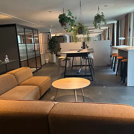 Pop 2night - Self Check-in Hotel